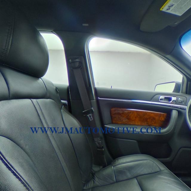 2014 Lincoln Mks 4dr Sdn 3.5L AWD EcoBoost, available for sale in Naugatuck, Connecticut | J&M Automotive Sls&Svc LLC. Naugatuck, Connecticut 2014 Lincoln Mks 4dr Sdn 3.5L AWD EcoBoost, available for sale in Naugatuck, Connecticut | J&M Automotive Sls&Svc LLC. Naugatuck, Connecticut