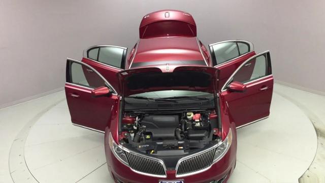 2014 Lincoln Mks 4dr Sdn 3.5L AWD EcoBoost, available for sale in Naugatuck, Connecticut | J&M Automotive Sls&Svc LLC. Naugatuck, Connecticut 2014 Lincoln Mks 4dr Sdn 3.5L AWD EcoBoost, available for sale in Naugatuck, Connecticut | J&M Automotive Sls&Svc LLC. Naugatuck, Connecticut