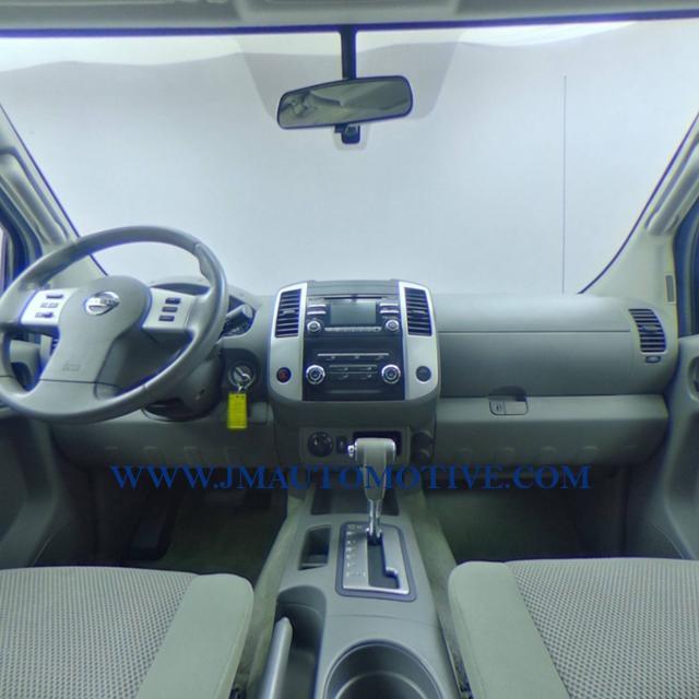 2013 Nissan Frontier 4WD Crew Cab SWB Auto SV, available for sale in Naugatuck, Connecticut | J&M Automotive Sls&Svc LLC. Naugatuck, Connecticut 2013 Nissan Frontier 4WD Crew Cab SWB Auto SV, available for sale in Naugatuck, Connecticut | J&M Automotive Sls&Svc LLC. Naugatuck, Connecticut