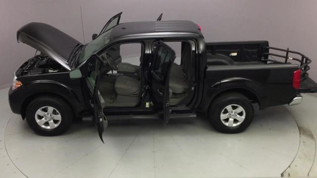 2013 Nissan Frontier 4WD Crew Cab SWB Auto SV, available for sale in Naugatuck, Connecticut | J&M Automotive Sls&Svc LLC. Naugatuck, Connecticut 2013 Nissan Frontier 4WD Crew Cab SWB Auto SV, available for sale in Naugatuck, Connecticut | J&M Automotive Sls&Svc LLC. Naugatuck, Connecticut