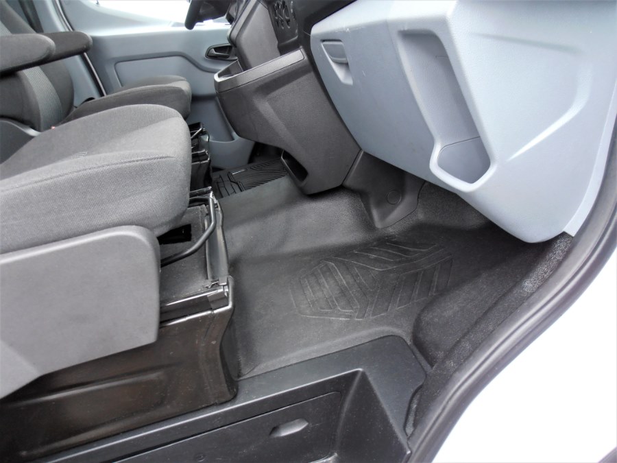 2015 Ford EXT T150 CARGO T-150 148" Low Rf 8600 GVWR Sliding RH Dr, available for sale in COPIAGUE, New York | Warwick Auto Sales Inc. COPIAGUE, New York 2015 Ford EXT T150 CARGO T-150 148" Low Rf 8600 GVWR Sliding RH Dr, available for sale in COPIAGUE, New York | Warwick Auto Sales Inc. COPIAGUE, New York