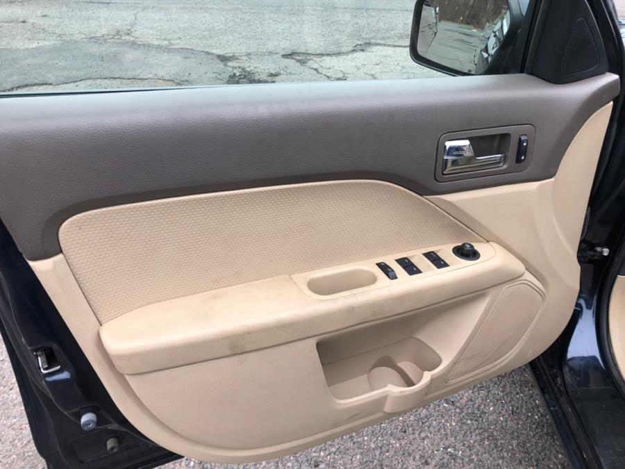 2009 Ford Fusion 4dr Sdn V6 SEL AWD, available for sale in East Windsor, Connecticut | Stop & Drive Auto Sales. East Windsor, Connecticut 2009 Ford Fusion 4dr Sdn V6 SEL AWD, available for sale in East Windsor, Connecticut | Stop & Drive Auto Sales. East Windsor, Connecticut