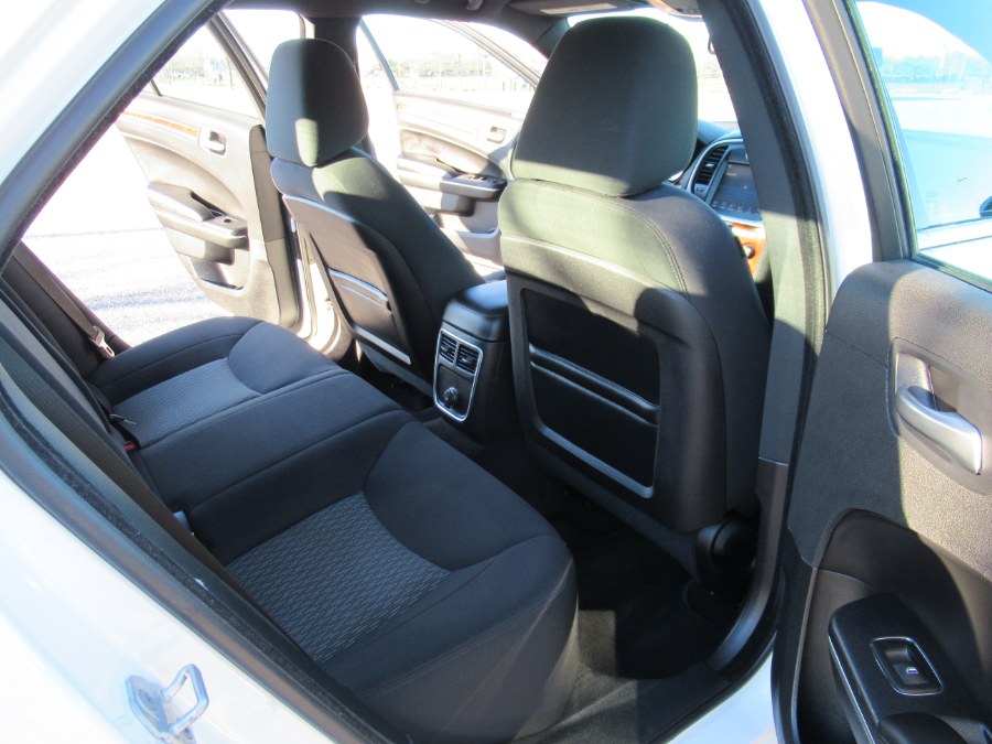 2012 Chrysler 300 4dr Sdn V6 RWD, available for sale in Massapequa, New York | South Shore Auto Brokers & Sales. Massapequa, New York 2012 Chrysler 300 4dr Sdn V6 RWD, available for sale in Massapequa, New York | South Shore Auto Brokers & Sales. Massapequa, New York