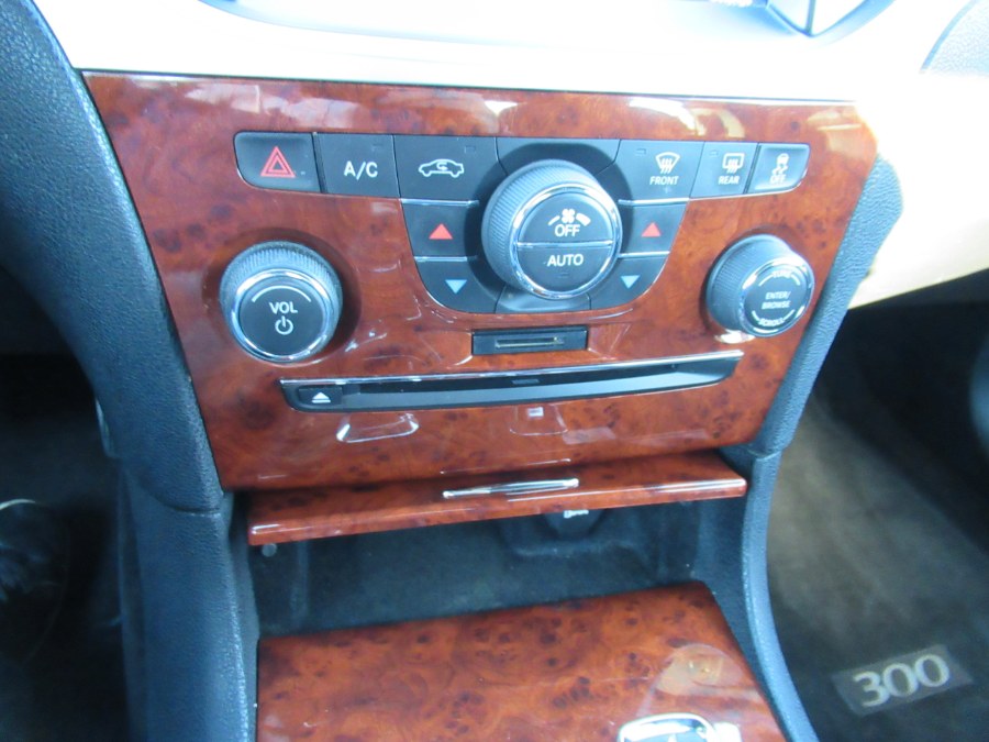 2012 Chrysler 300 4dr Sdn V6 RWD, available for sale in Massapequa, New York | South Shore Auto Brokers & Sales. Massapequa, New York 2012 Chrysler 300 4dr Sdn V6 RWD, available for sale in Massapequa, New York | South Shore Auto Brokers & Sales. Massapequa, New York