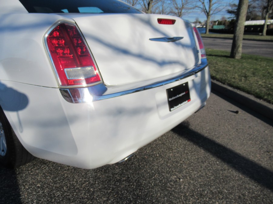 2012 Chrysler 300 4dr Sdn V6 RWD, available for sale in Massapequa, New York | South Shore Auto Brokers & Sales. Massapequa, New York 2012 Chrysler 300 4dr Sdn V6 RWD, available for sale in Massapequa, New York | South Shore Auto Brokers & Sales. Massapequa, New York