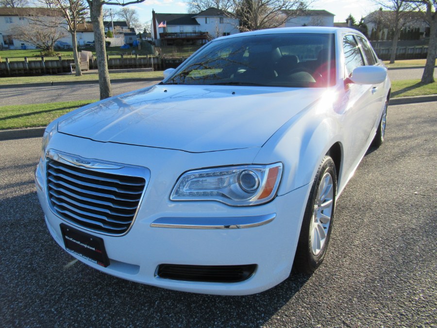 2012 Chrysler 300 4dr Sdn V6 RWD, available for sale in Massapequa, New York | South Shore Auto Brokers & Sales. Massapequa, New York 2012 Chrysler 300 4dr Sdn V6 RWD, available for sale in Massapequa, New York | South Shore Auto Brokers & Sales. Massapequa, New York