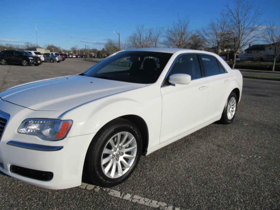 2012 Chrysler 300 4dr Sdn V6 RWD, available for sale in Massapequa, New York | South Shore Auto Brokers & Sales. Massapequa, New York 2012 Chrysler 300 4dr Sdn V6 RWD, available for sale in Massapequa, New York | South Shore Auto Brokers & Sales. Massapequa, New York