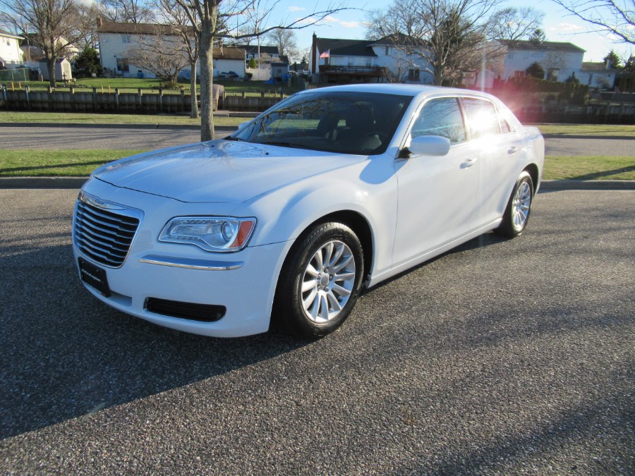 2012 Chrysler 300 4dr Sdn V6 RWD, available for sale in Massapequa, New York | South Shore Auto Brokers & Sales. Massapequa, New York 2012 Chrysler 300 4dr Sdn V6 RWD, available for sale in Massapequa, New York | South Shore Auto Brokers & Sales. Massapequa, New York