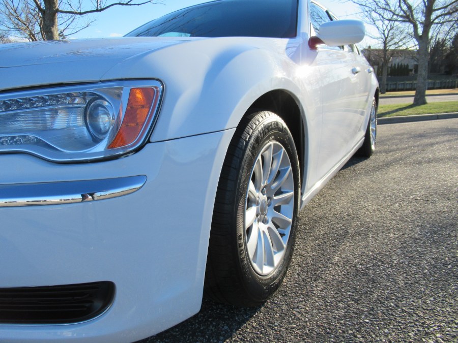 2012 Chrysler 300 4dr Sdn V6 RWD, available for sale in Massapequa, New York | South Shore Auto Brokers & Sales. Massapequa, New York 2012 Chrysler 300 4dr Sdn V6 RWD, available for sale in Massapequa, New York | South Shore Auto Brokers & Sales. Massapequa, New York
