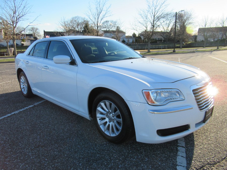 2012 Chrysler 300 4dr Sdn V6 RWD, available for sale in Massapequa, New York | South Shore Auto Brokers & Sales. Massapequa, New York 2012 Chrysler 300 4dr Sdn V6 RWD, available for sale in Massapequa, New York | South Shore Auto Brokers & Sales. Massapequa, New York