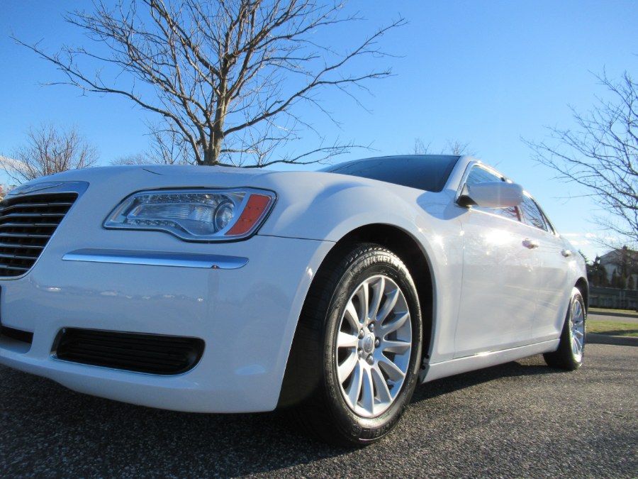 2012 Chrysler 300 4dr Sdn V6 RWD, available for sale in Massapequa, New York | South Shore Auto Brokers & Sales. Massapequa, New York 2012 Chrysler 300 4dr Sdn V6 RWD, available for sale in Massapequa, New York | South Shore Auto Brokers & Sales. Massapequa, New York