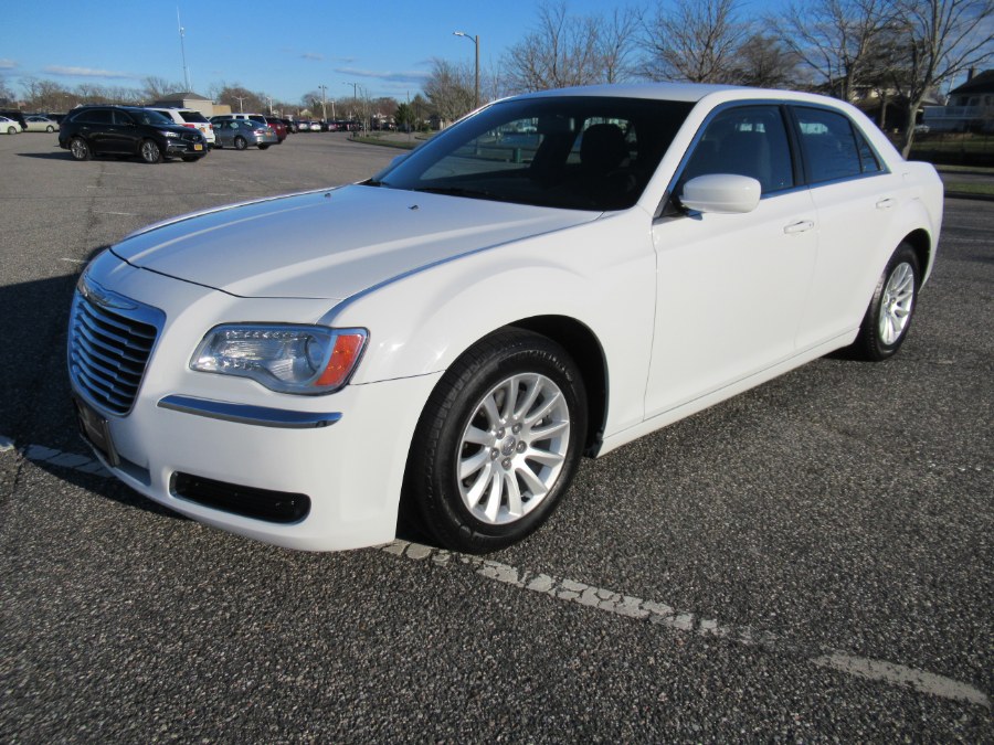 2012 Chrysler 300 4dr Sdn V6 RWD, available for sale in Massapequa, New York | South Shore Auto Brokers & Sales. Massapequa, New York 2012 Chrysler 300 4dr Sdn V6 RWD, available for sale in Massapequa, New York | South Shore Auto Brokers & Sales. Massapequa, New York