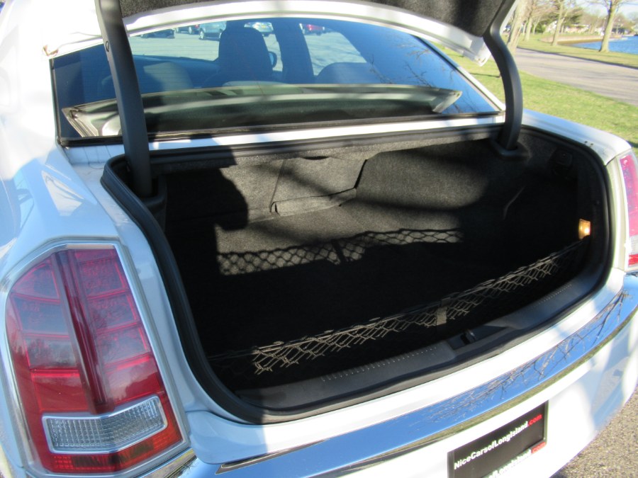 2012 Chrysler 300 4dr Sdn V6 RWD, available for sale in Massapequa, New York | South Shore Auto Brokers & Sales. Massapequa, New York 2012 Chrysler 300 4dr Sdn V6 RWD, available for sale in Massapequa, New York | South Shore Auto Brokers & Sales. Massapequa, New York