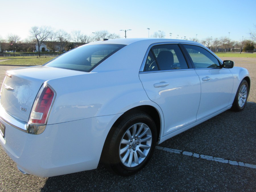 2012 Chrysler 300 4dr Sdn V6 RWD, available for sale in Massapequa, New York | South Shore Auto Brokers & Sales. Massapequa, New York 2012 Chrysler 300 4dr Sdn V6 RWD, available for sale in Massapequa, New York | South Shore Auto Brokers & Sales. Massapequa, New York