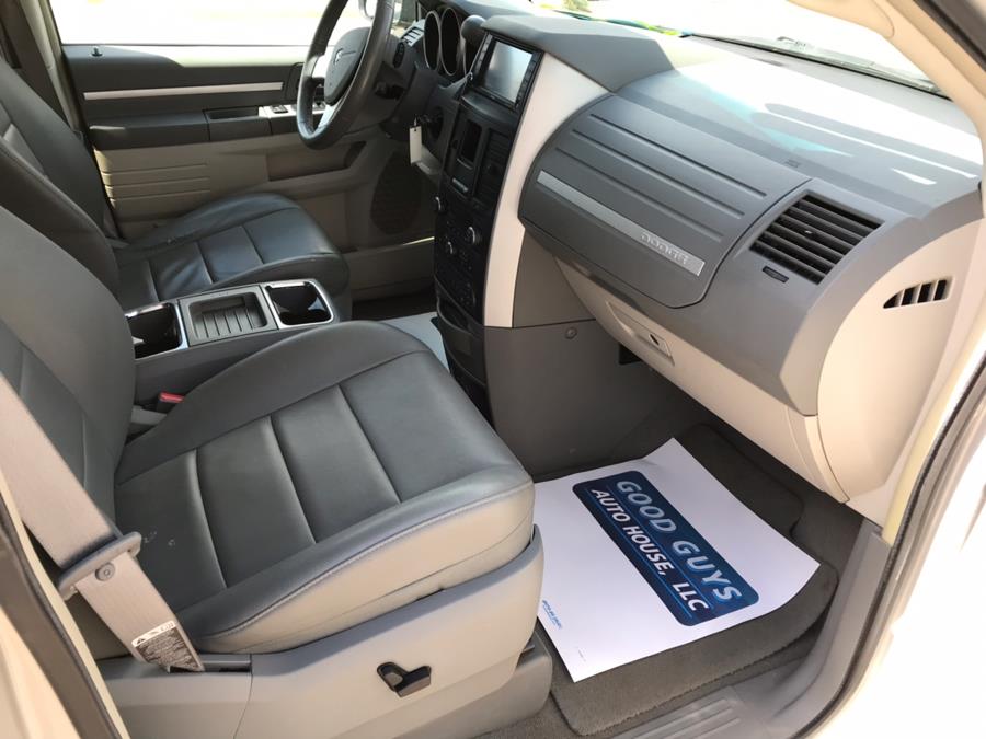 Used Dodge Grand Caravan 4dr Wgn SXT 2008 | Good Guys Auto House. Southington, Connecticut Used Dodge Grand Caravan 4dr Wgn SXT 2008 | Good Guys Auto House. Southington, Connecticut