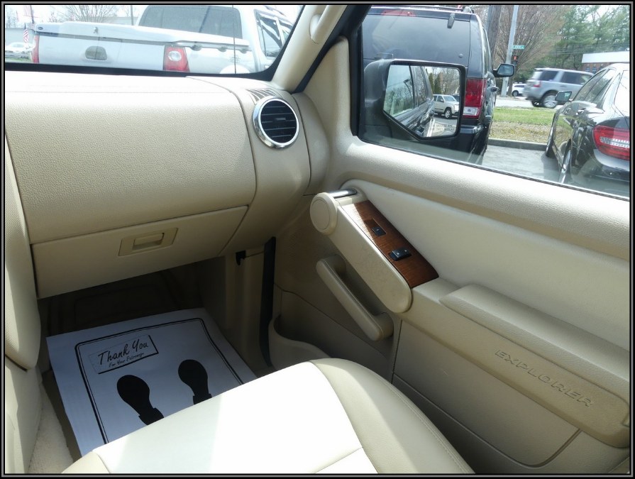2006 Ford Explorer 4dr 114" WB 4.0L Eddie Bauer 4WD, available for sale in Huntington Station, New York | My Auto Inc.. Huntington Station, New York 2006 Ford Explorer 4dr 114" WB 4.0L Eddie Bauer 4WD, available for sale in Huntington Station, New York | My Auto Inc.. Huntington Station, New York