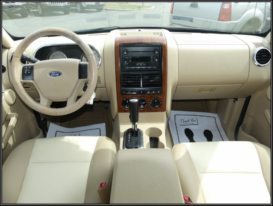 2006 Ford Explorer 4dr 114" WB 4.0L Eddie Bauer 4WD, available for sale in Huntington Station, New York | My Auto Inc.. Huntington Station, New York 2006 Ford Explorer 4dr 114" WB 4.0L Eddie Bauer 4WD, available for sale in Huntington Station, New York | My Auto Inc.. Huntington Station, New York