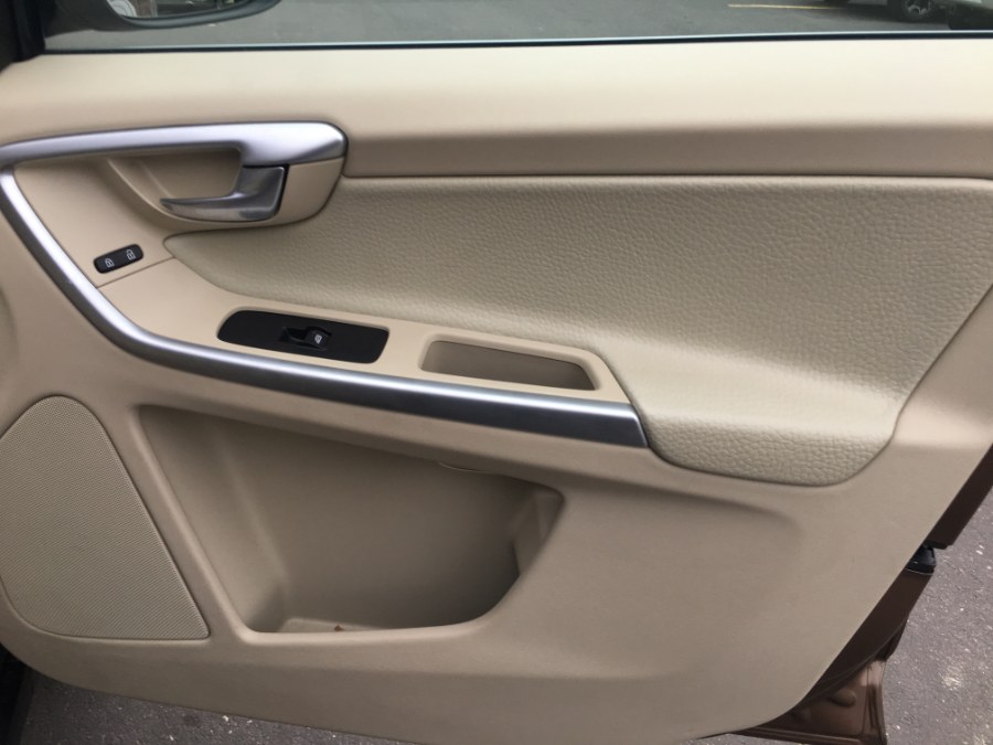 2010 Volvo XC60 AWD 3.0T AT, available for sale in Bristol, Connecticut | Bristol Auto Center LLC. Bristol, Connecticut 2010 Volvo XC60 AWD 3.0T AT, available for sale in Bristol, Connecticut | Bristol Auto Center LLC. Bristol, Connecticut
