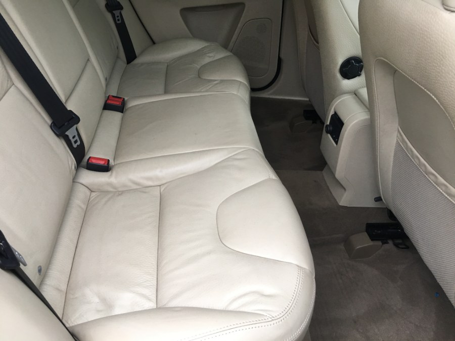 2010 Volvo XC60 AWD 3.0T AT, available for sale in Bristol, Connecticut | Bristol Auto Center LLC. Bristol, Connecticut 2010 Volvo XC60 AWD 3.0T AT, available for sale in Bristol, Connecticut | Bristol Auto Center LLC. Bristol, Connecticut
