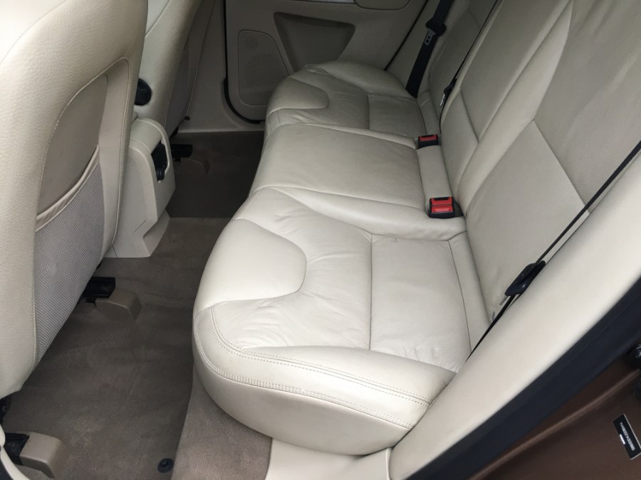 2010 Volvo XC60 AWD 3.0T AT, available for sale in Bristol, Connecticut | Bristol Auto Center LLC. Bristol, Connecticut 2010 Volvo XC60 AWD 3.0T AT, available for sale in Bristol, Connecticut | Bristol Auto Center LLC. Bristol, Connecticut