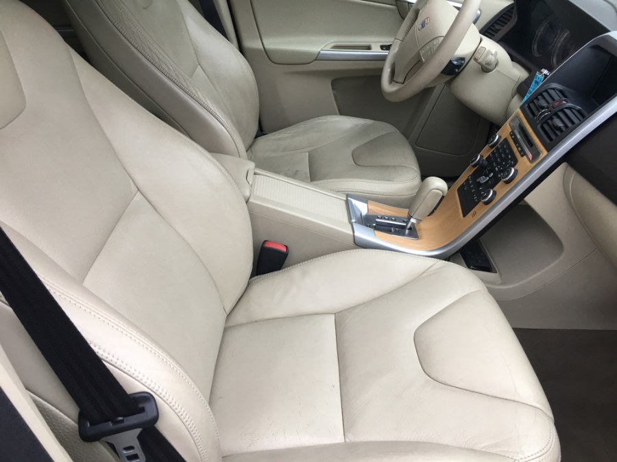 2010 Volvo XC60 AWD 3.0T AT, available for sale in Bristol, Connecticut | Bristol Auto Center LLC. Bristol, Connecticut 2010 Volvo XC60 AWD 3.0T AT, available for sale in Bristol, Connecticut | Bristol Auto Center LLC. Bristol, Connecticut