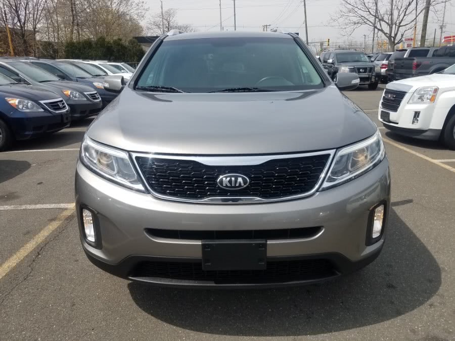 2014 Kia Sorento AWD 4dr I4 LX, available for sale in Little Ferry, New Jersey | Victoria Preowned Autos Inc. Little Ferry, New Jersey