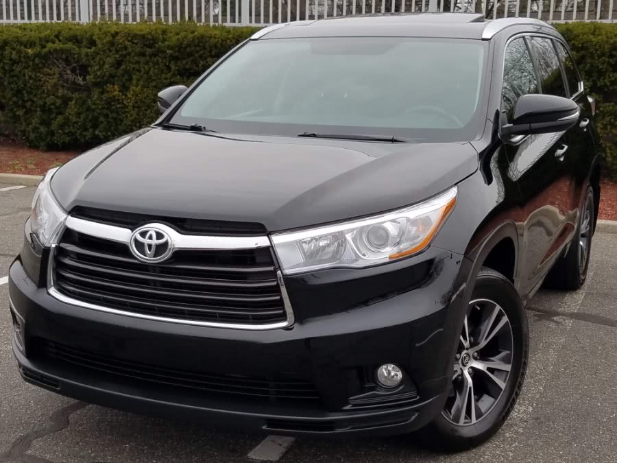 2016 Toyota Highlander AWD XLE w/Navigation Sunroof,Leather,Back Up Camera, available for sale in Queens, NY