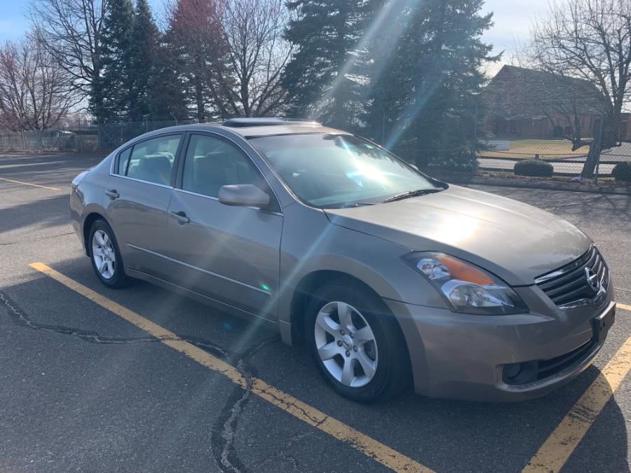 2008 Nissan Altima 4dr Sdn I4 CVT 2.5 SL, available for sale in East Windsor, Connecticut | A1 Auto Sale LLC. East Windsor, Connecticut