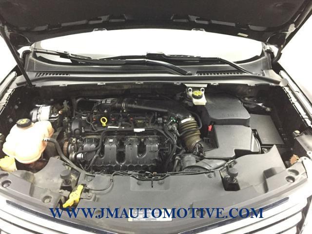 2016 Lincoln Mkc AWD 4dr Reserve, available for sale in Naugatuck, Connecticut | J&M Automotive Sls&Svc LLC. Naugatuck, Connecticut 2016 Lincoln Mkc AWD 4dr Reserve, available for sale in Naugatuck, Connecticut | J&M Automotive Sls&Svc LLC. Naugatuck, Connecticut