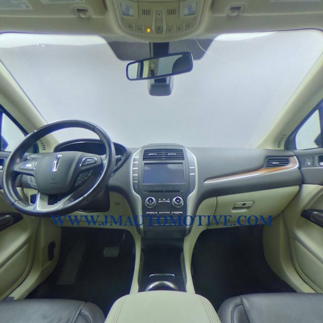 2016 Lincoln Mkc AWD 4dr Reserve, available for sale in Naugatuck, Connecticut | J&M Automotive Sls&Svc LLC. Naugatuck, Connecticut 2016 Lincoln Mkc AWD 4dr Reserve, available for sale in Naugatuck, Connecticut | J&M Automotive Sls&Svc LLC. Naugatuck, Connecticut