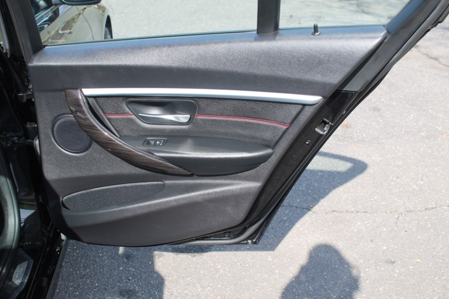 2016 BMW 3 Series 4dr Sdn 328i xDrive AWD, available for sale in Great Neck, New York | Great Neck Car Buyers & Sellers. Great Neck, New York 2016 BMW 3 Series 4dr Sdn 328i xDrive AWD, available for sale in Great Neck, New York | Great Neck Car Buyers & Sellers. Great Neck, New York