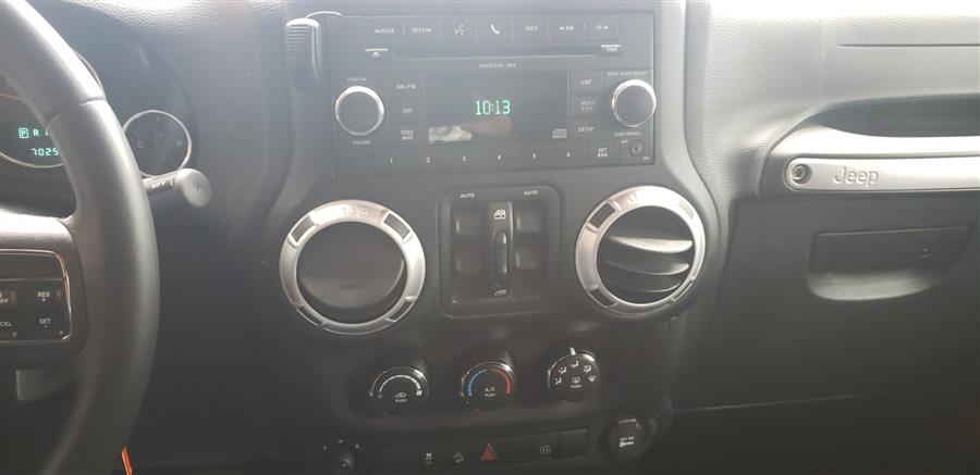 2011 Jeep Wrangler Unlimited 4WD 4dr Sahara, available for sale in Waterbury, Connecticut | National Auto Brokers, Inc.. Waterbury, Connecticut 2011 Jeep Wrangler Unlimited 4WD 4dr Sahara, available for sale in Waterbury, Connecticut | National Auto Brokers, Inc.. Waterbury, Connecticut