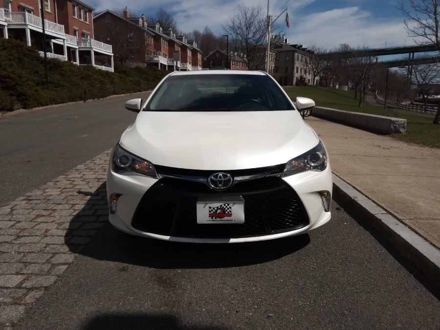 2016 Toyota Camry SE, available for sale in Peabody, Massachusetts | New Star Motors. Peabody, Massachusetts
