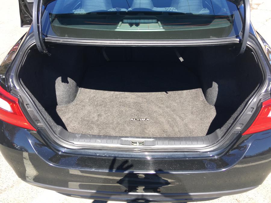 2017 Nissan Altima 2.5 SV Sedan, available for sale in Plainville, Connecticut | Farmington Auto Park LLC. Plainville, Connecticut 2017 Nissan Altima 2.5 SV Sedan, available for sale in Plainville, Connecticut | Farmington Auto Park LLC. Plainville, Connecticut