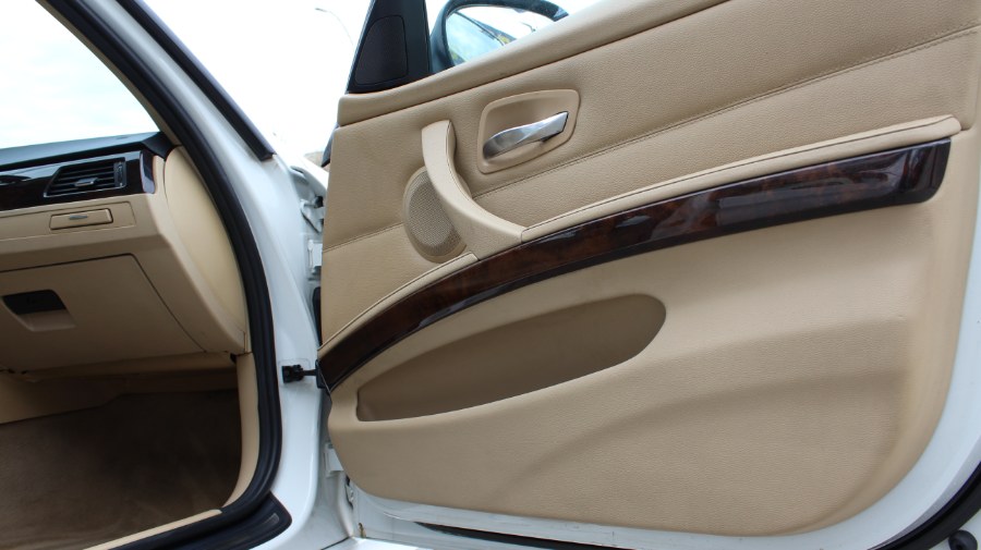 Used BMW 3 Series 4dr Sdn 328i x Drive AWD 2011 | NYC Automart Inc. Brooklyn, New York Used BMW 3 Series 4dr Sdn 328i x Drive AWD 2011 | NYC Automart Inc. Brooklyn, New York