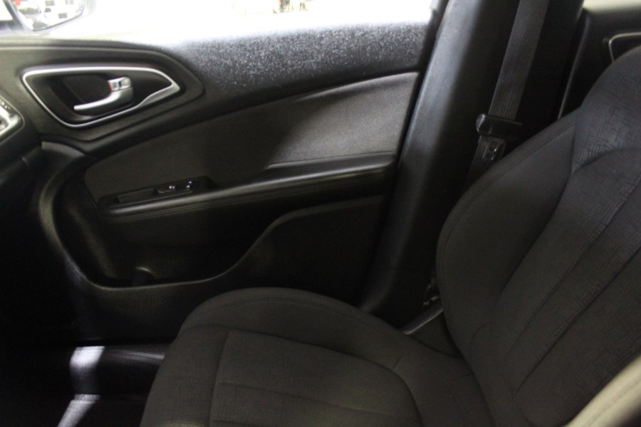 2016 Chrysler 200 4dr Sdn Limited FWD, available for sale in Deer Park, New York | Car Tec Enterprise Leasing & Sales LLC. Deer Park, New York 2016 Chrysler 200 4dr Sdn Limited FWD, available for sale in Deer Park, New York | Car Tec Enterprise Leasing & Sales LLC. Deer Park, New York