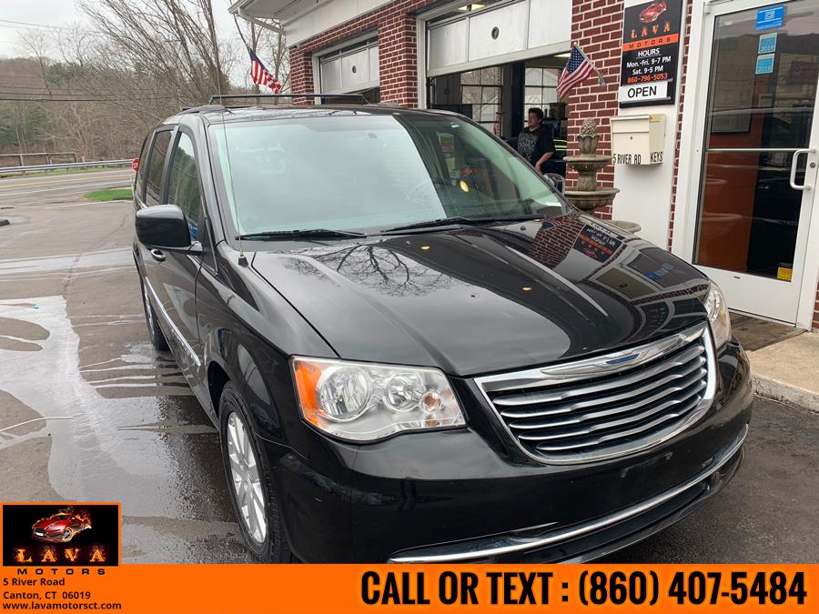 2013 Chrysler Town & Country 4dr Wgn Touring, available for sale in Canton, Connecticut | Lava Motors. Canton, Connecticut 2013 Chrysler Town & Country 4dr Wgn Touring, available for sale in Canton, Connecticut | Lava Motors. Canton, Connecticut
