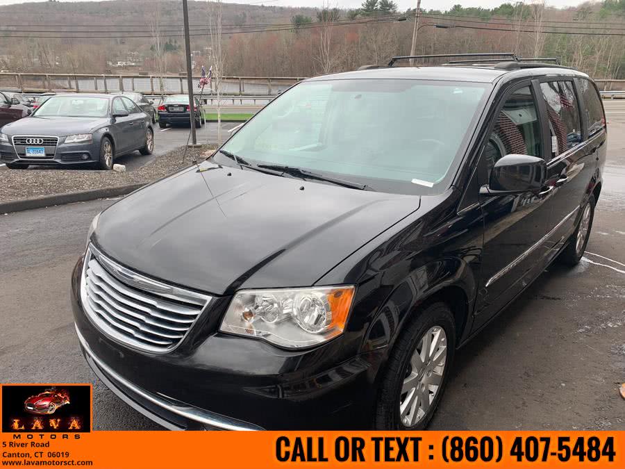 2013 Chrysler Town & Country 4dr Wgn Touring, available for sale in Canton, Connecticut | Lava Motors. Canton, Connecticut