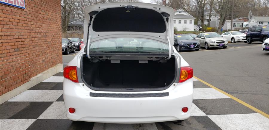 2009 Toyota Corolla 4dr Sdn Auto LE, available for sale in Waterbury, Connecticut | National Auto Brokers, Inc.. Waterbury, Connecticut 2009 Toyota Corolla 4dr Sdn Auto LE, available for sale in Waterbury, Connecticut | National Auto Brokers, Inc.. Waterbury, Connecticut