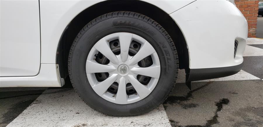 2009 Toyota Corolla 4dr Sdn Auto LE, available for sale in Waterbury, Connecticut | National Auto Brokers, Inc.. Waterbury, Connecticut 2009 Toyota Corolla 4dr Sdn Auto LE, available for sale in Waterbury, Connecticut | National Auto Brokers, Inc.. Waterbury, Connecticut