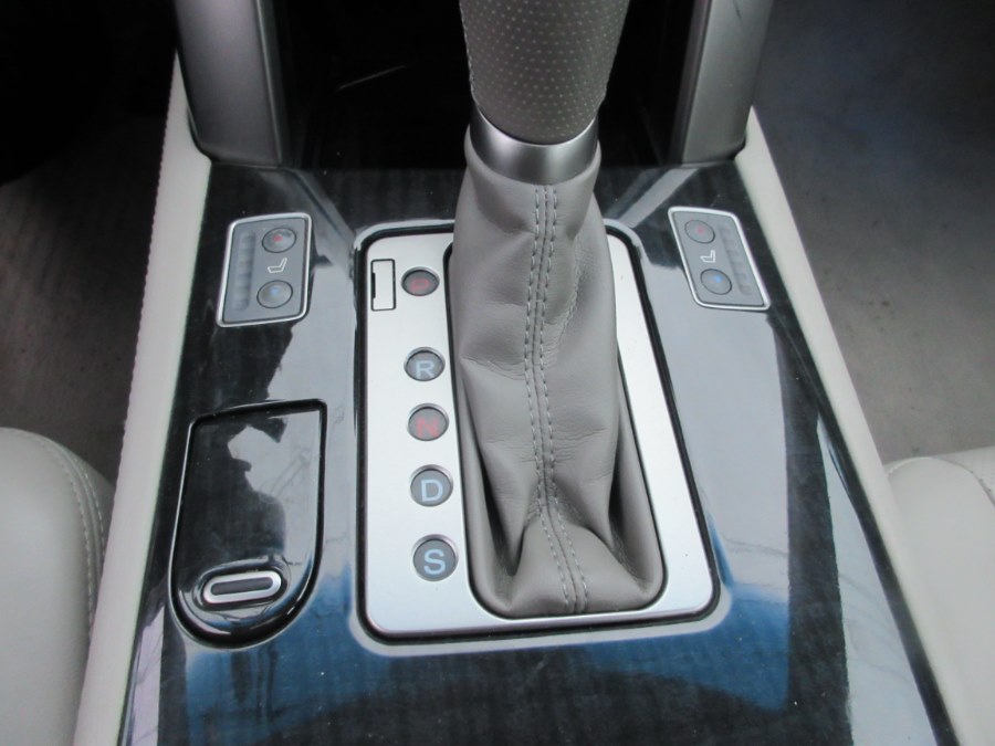2010 Acura RL 4dr Sdn Tech Pkg (Natl), available for sale in Lynbrook, New York | ACA Auto Sales. Lynbrook, New York 2010 Acura RL 4dr Sdn Tech Pkg (Natl), available for sale in Lynbrook, New York | ACA Auto Sales. Lynbrook, New York