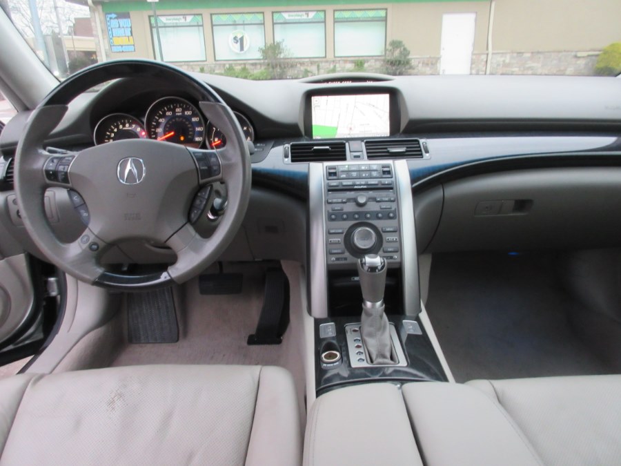 2010 Acura RL 4dr Sdn Tech Pkg (Natl), available for sale in Lynbrook, New York | ACA Auto Sales. Lynbrook, New York 2010 Acura RL 4dr Sdn Tech Pkg (Natl), available for sale in Lynbrook, New York | ACA Auto Sales. Lynbrook, New York