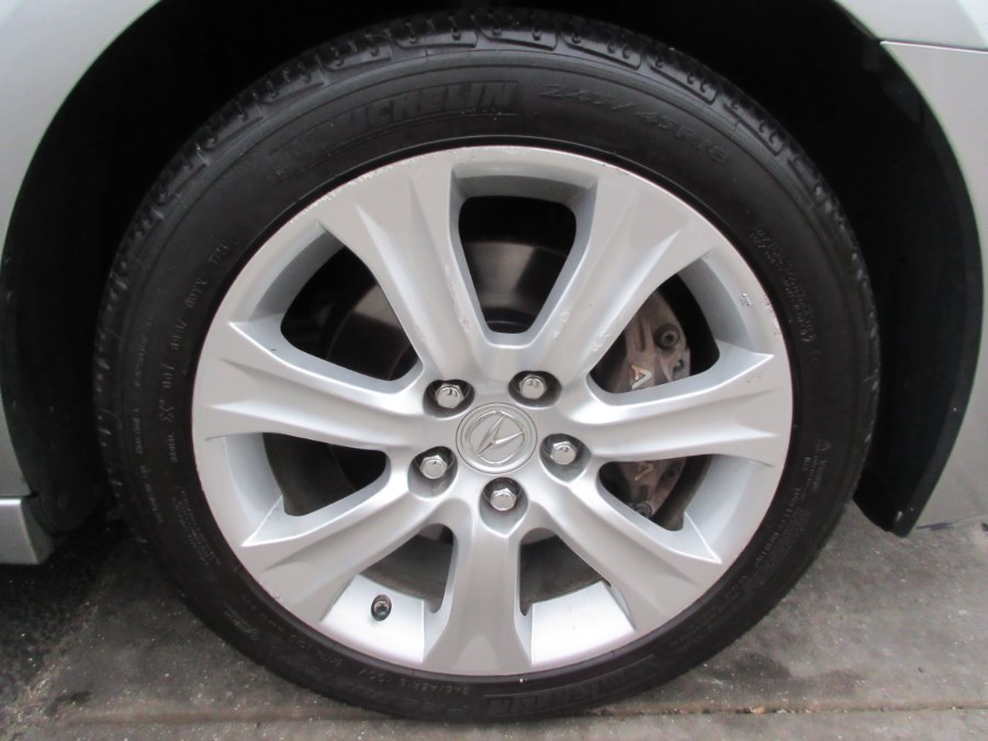 2010 Acura RL 4dr Sdn Tech Pkg (Natl), available for sale in Lynbrook, New York | ACA Auto Sales. Lynbrook, New York 2010 Acura RL 4dr Sdn Tech Pkg (Natl), available for sale in Lynbrook, New York | ACA Auto Sales. Lynbrook, New York
