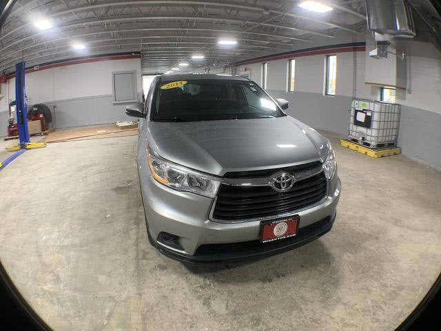 2014 Toyota Highlander FWD 4dr I4 LE (Natl), available for sale in Stratford, Connecticut | Wiz Leasing Inc. Stratford, Connecticut