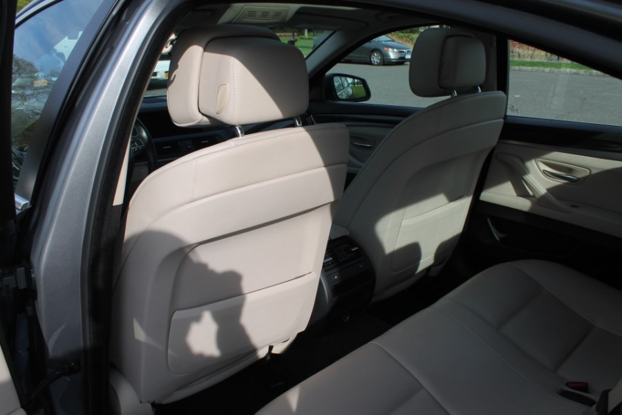 2012 BMW 5 Series 4dr Sdn 528i xDrive AWD, available for sale in Great Neck, New York | Great Neck Car Buyers & Sellers. Great Neck, New York 2012 BMW 5 Series 4dr Sdn 528i xDrive AWD, available for sale in Great Neck, New York | Great Neck Car Buyers & Sellers. Great Neck, New York
