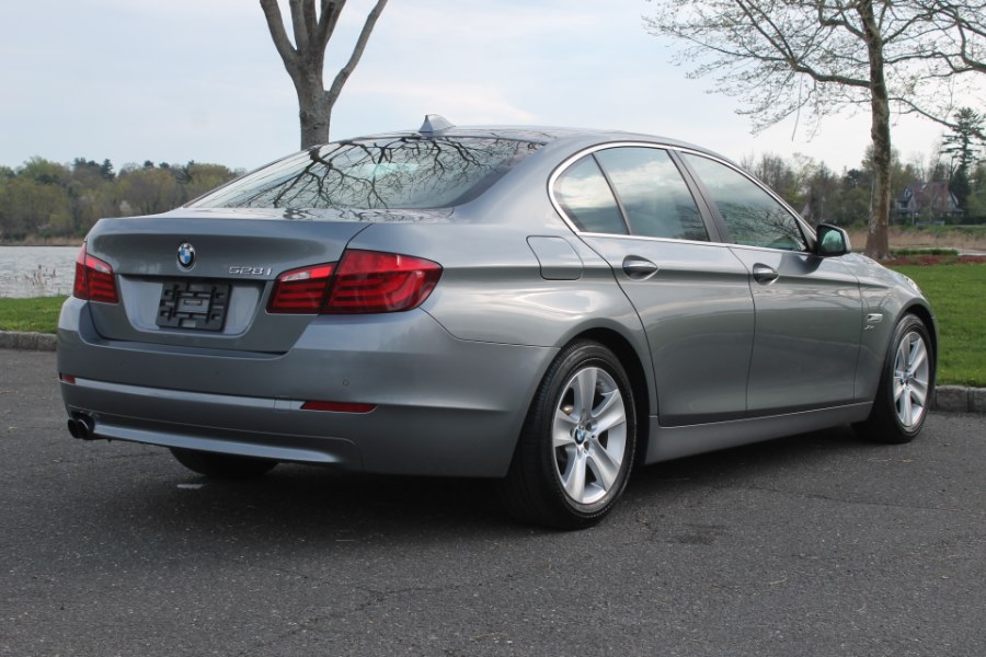 2012 BMW 5 Series 4dr Sdn 528i xDrive AWD, available for sale in Great Neck, New York | Great Neck Car Buyers & Sellers. Great Neck, New York 2012 BMW 5 Series 4dr Sdn 528i xDrive AWD, available for sale in Great Neck, New York | Great Neck Car Buyers & Sellers. Great Neck, New York