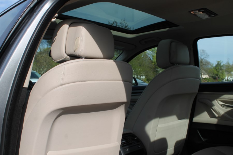 2012 BMW 5 Series 4dr Sdn 528i xDrive AWD, available for sale in Great Neck, New York | Great Neck Car Buyers & Sellers. Great Neck, New York 2012 BMW 5 Series 4dr Sdn 528i xDrive AWD, available for sale in Great Neck, New York | Great Neck Car Buyers & Sellers. Great Neck, New York