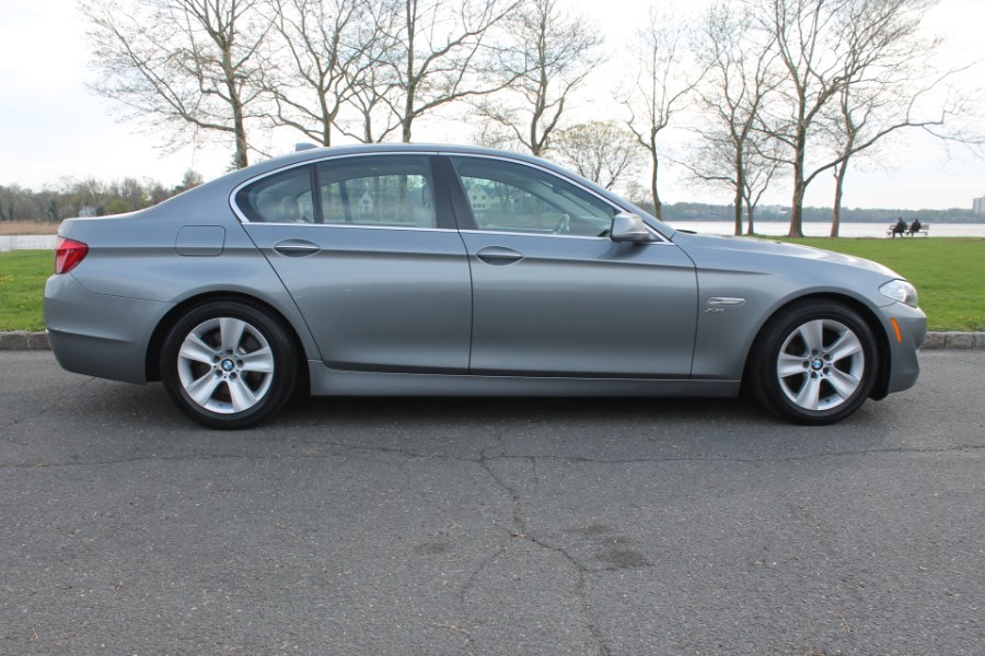 2012 BMW 5 Series 4dr Sdn 528i xDrive AWD, available for sale in Great Neck, New York | Great Neck Car Buyers & Sellers. Great Neck, New York 2012 BMW 5 Series 4dr Sdn 528i xDrive AWD, available for sale in Great Neck, New York | Great Neck Car Buyers & Sellers. Great Neck, New York