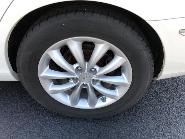 2007 Hyundai Azera Limited, available for sale in Forestville, Maryland | Valentine Motor Company. Forestville, Maryland 2007 Hyundai Azera Limited, available for sale in Forestville, Maryland | Valentine Motor Company. Forestville, Maryland