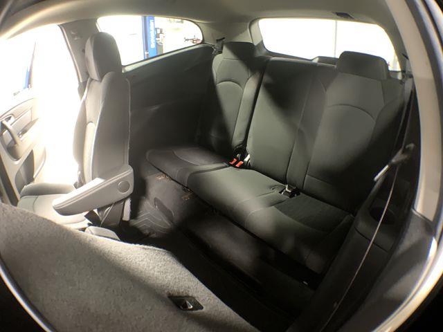 2015 Chevrolet Traverse AWD 4dr LT w/1LT, available for sale in Stratford, Connecticut | Wiz Leasing Inc. Stratford, Connecticut 2015 Chevrolet Traverse AWD 4dr LT w/1LT, available for sale in Stratford, Connecticut | Wiz Leasing Inc. Stratford, Connecticut